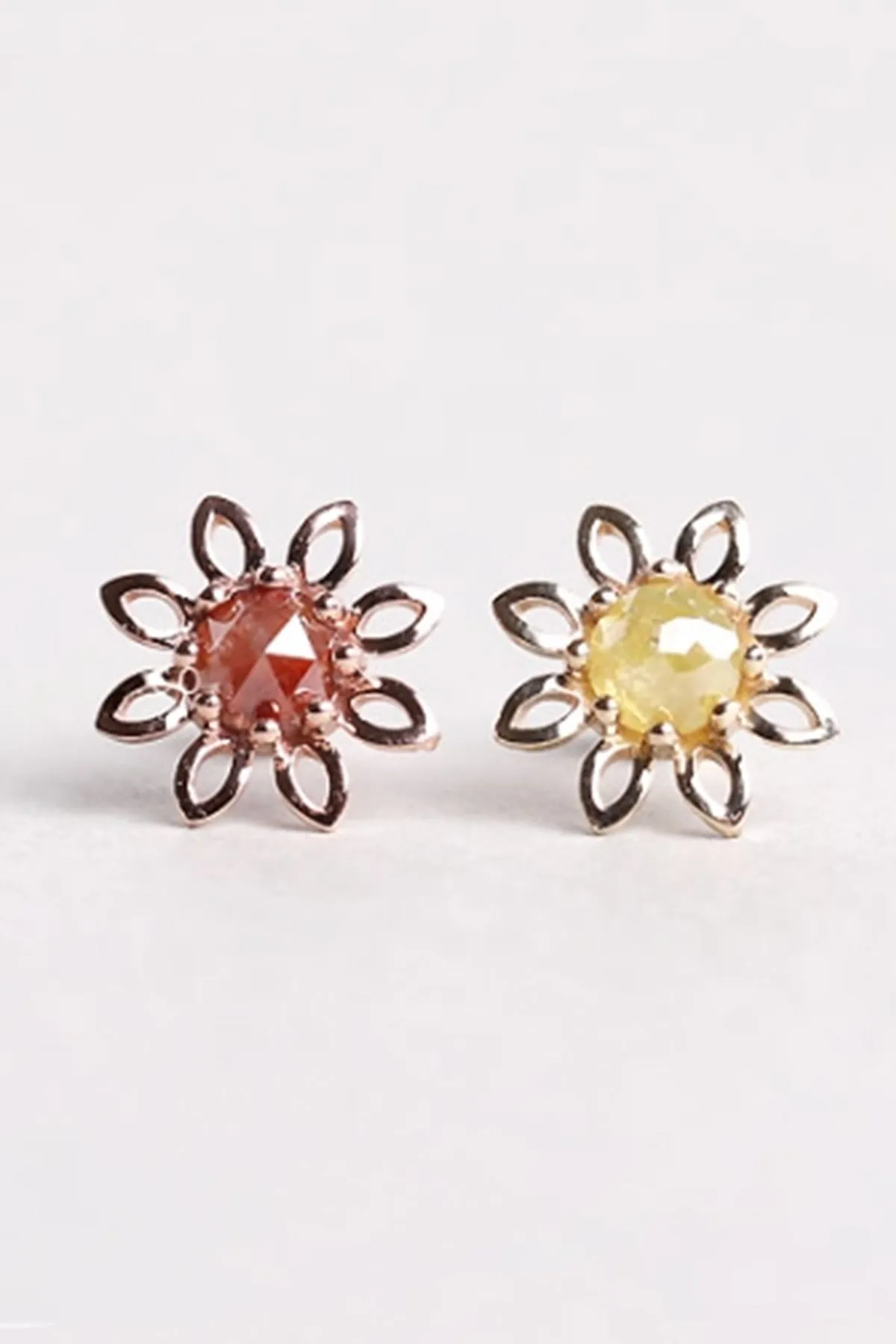 14K Solid Gold Rough Diamond Flower Helix Tragus Cartilage Inner Conch Barbell Piercing Earring Stud