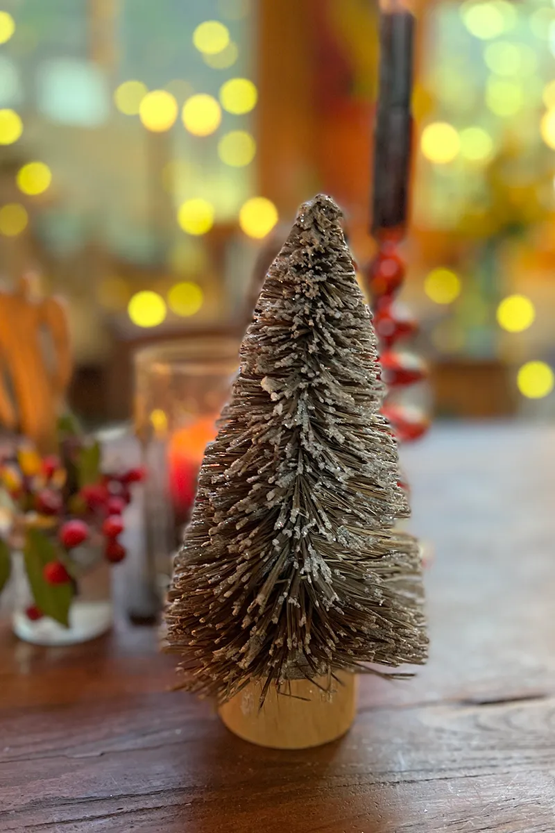 Bottle Brush Tree with Glitter