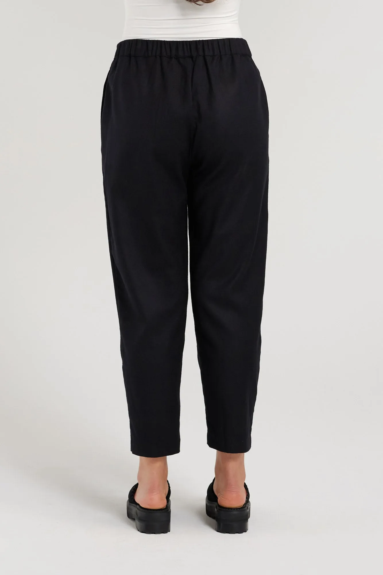 ESSENTIAL PANT | BLACK
