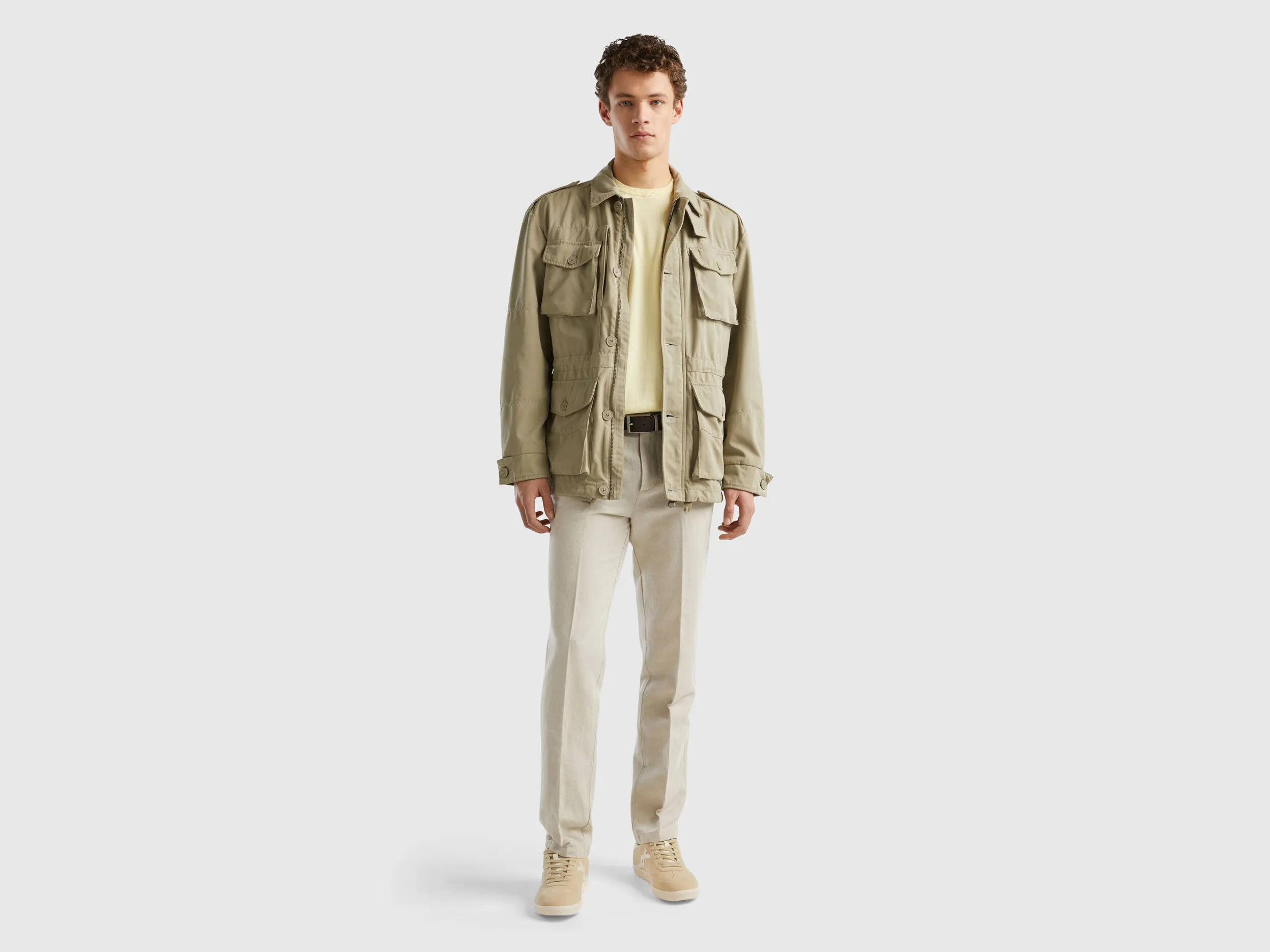 Jacket with pockets and drawstring - Light Green | Benetton