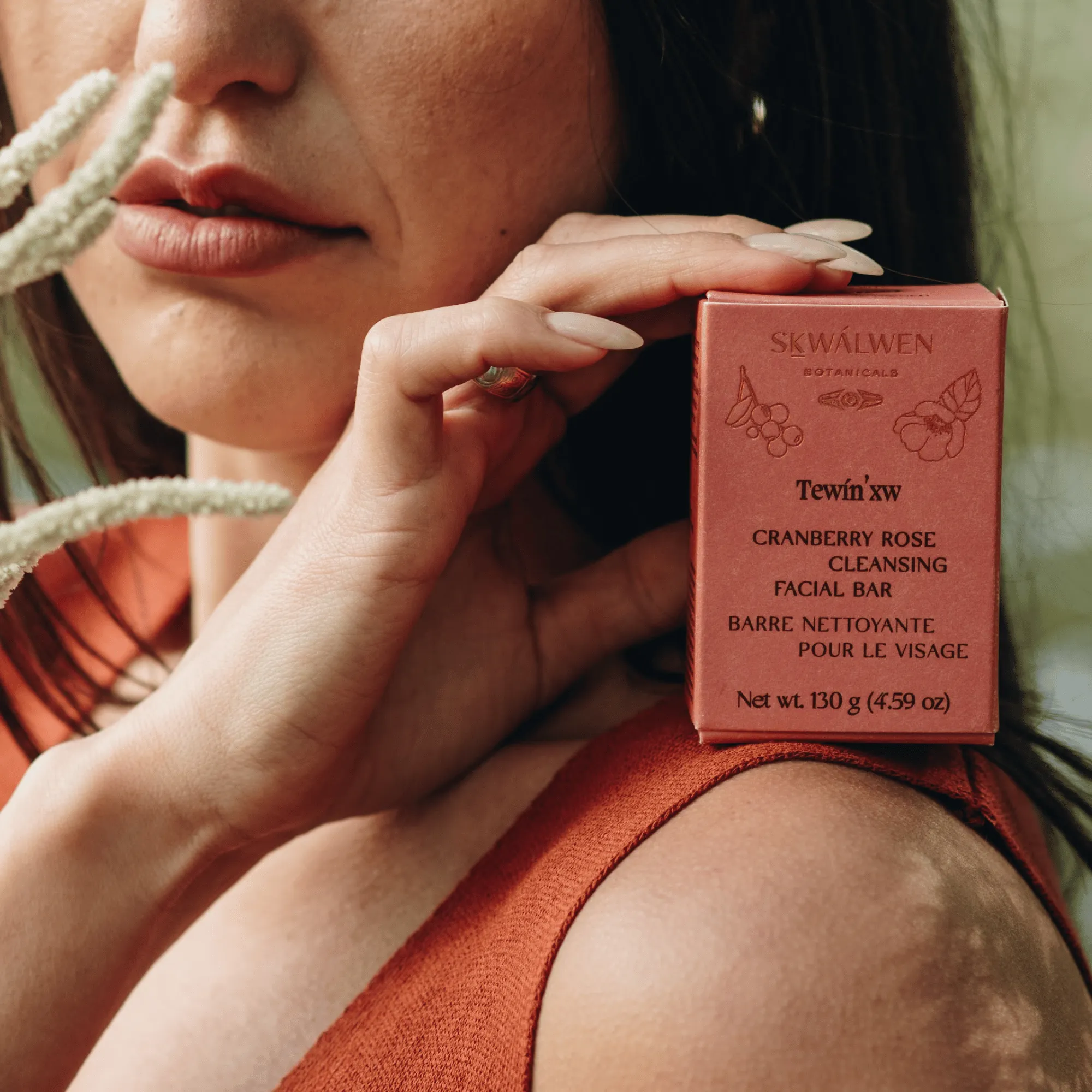 Skwálwen Botanicals Tewin'xw Cranberry Gentle Cleansing Bar